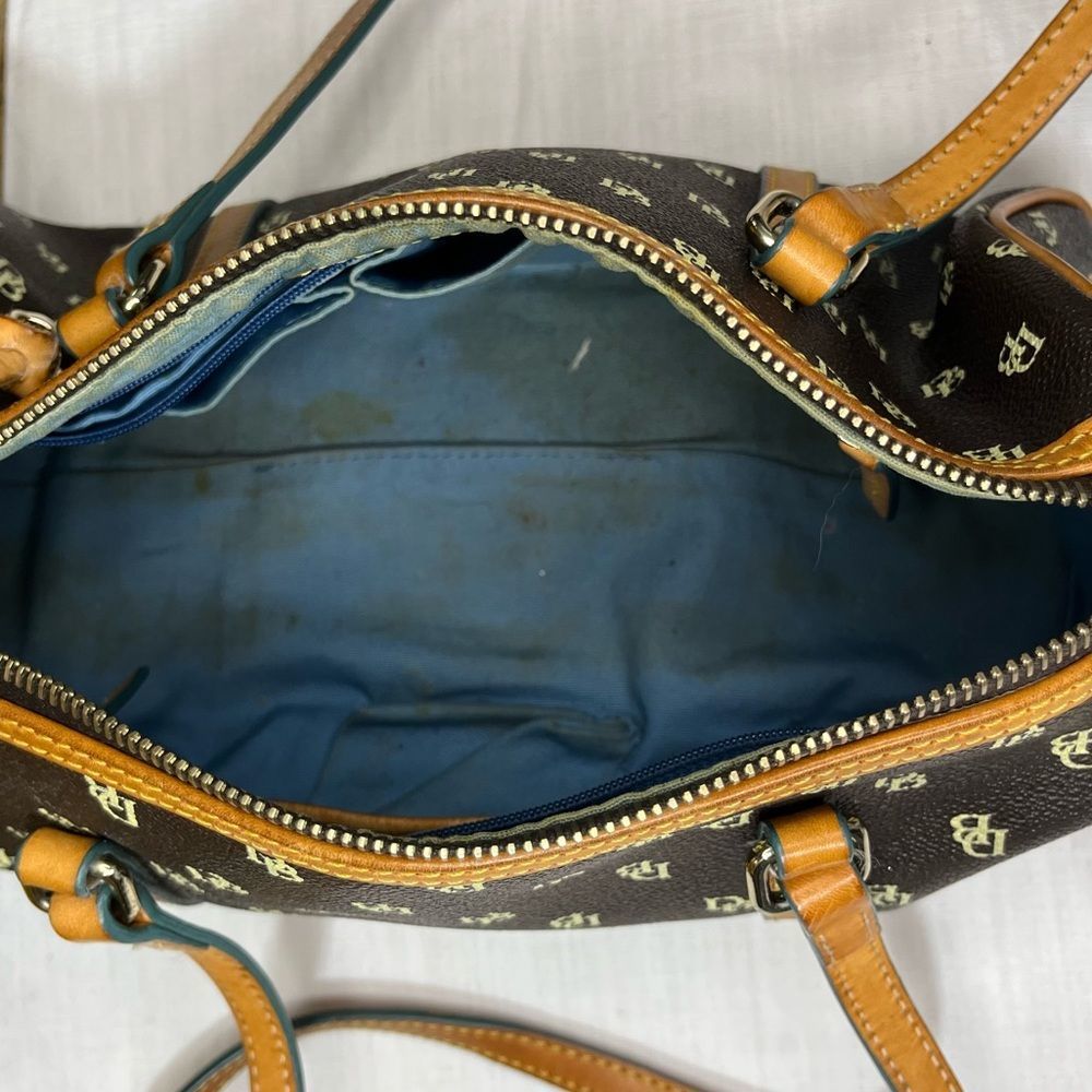 Dooney & Bourke Signature Brown Leather Barrel Bag / Purse - Picture 10 of 11